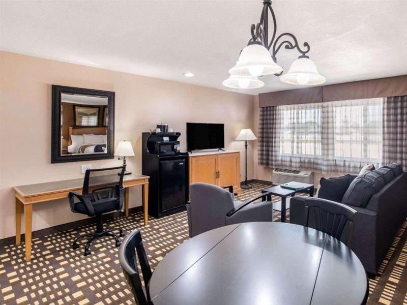 Quality Inn & Suites Plano East - Richardson Luaran gambar
