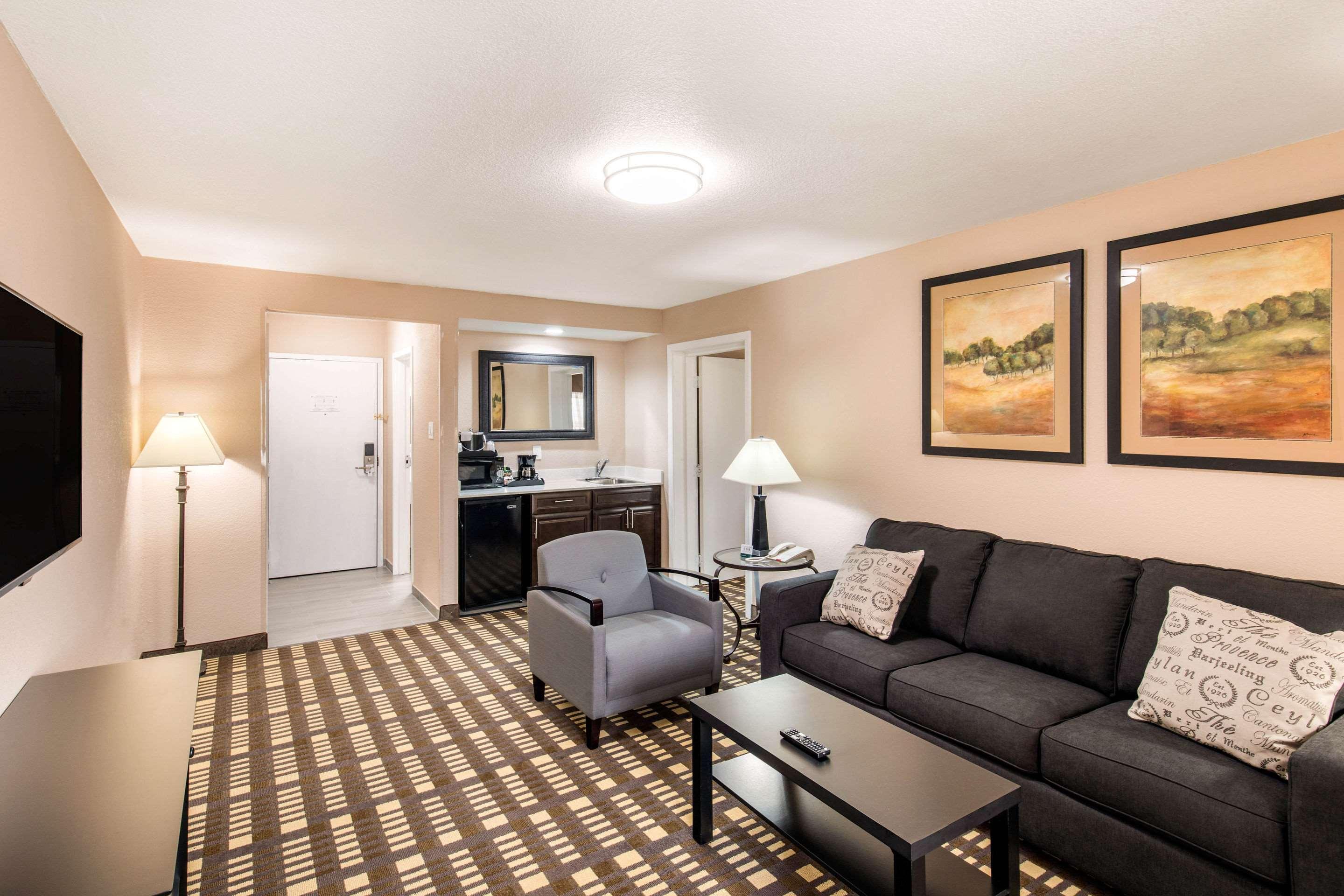 Quality Inn & Suites Plano East - Richardson Luaran gambar